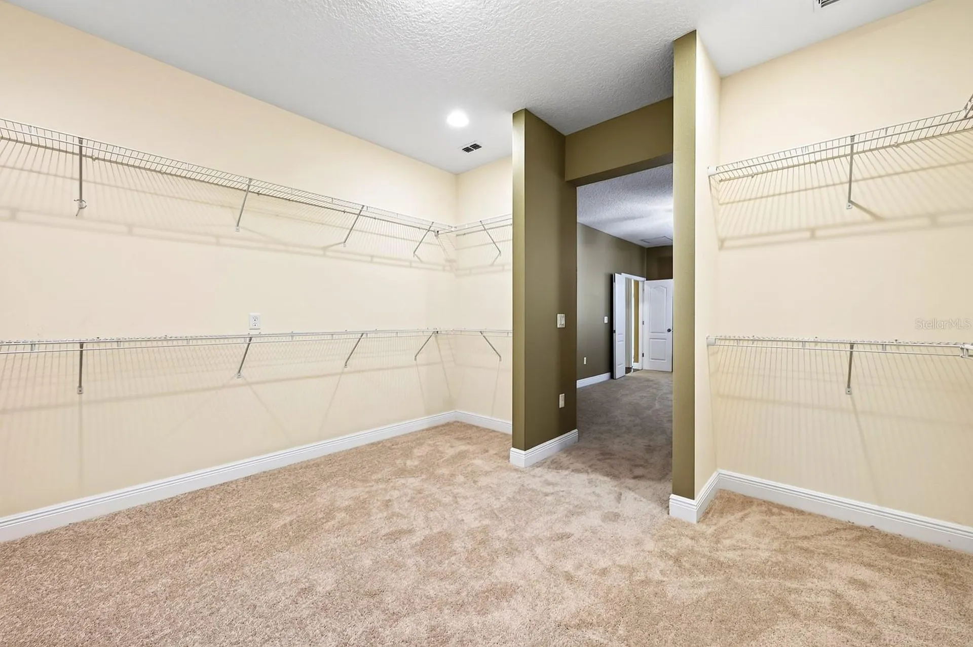 2522 Tree Meadow Loop Apopka FL 32712
