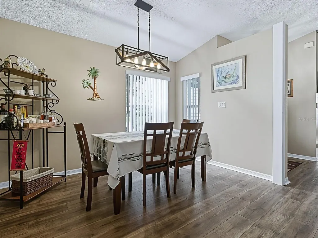 4949 Sawgrass Lake Circle Leesburg FL 34748