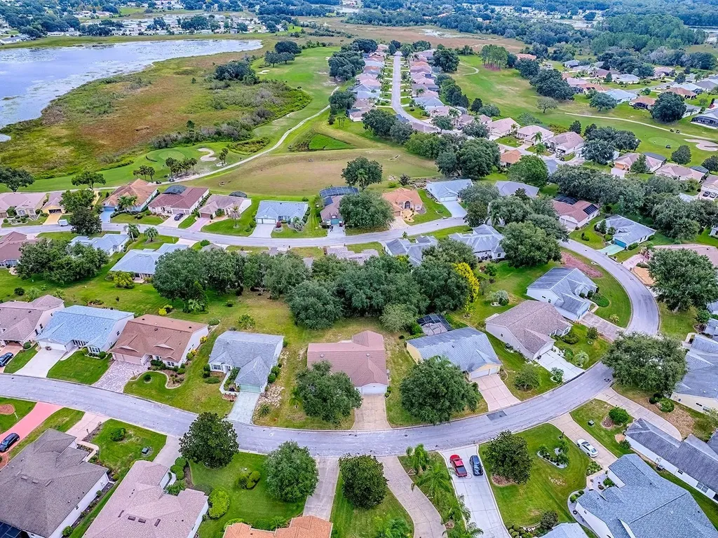 4949 Sawgrass Lake Circle Leesburg FL 34748