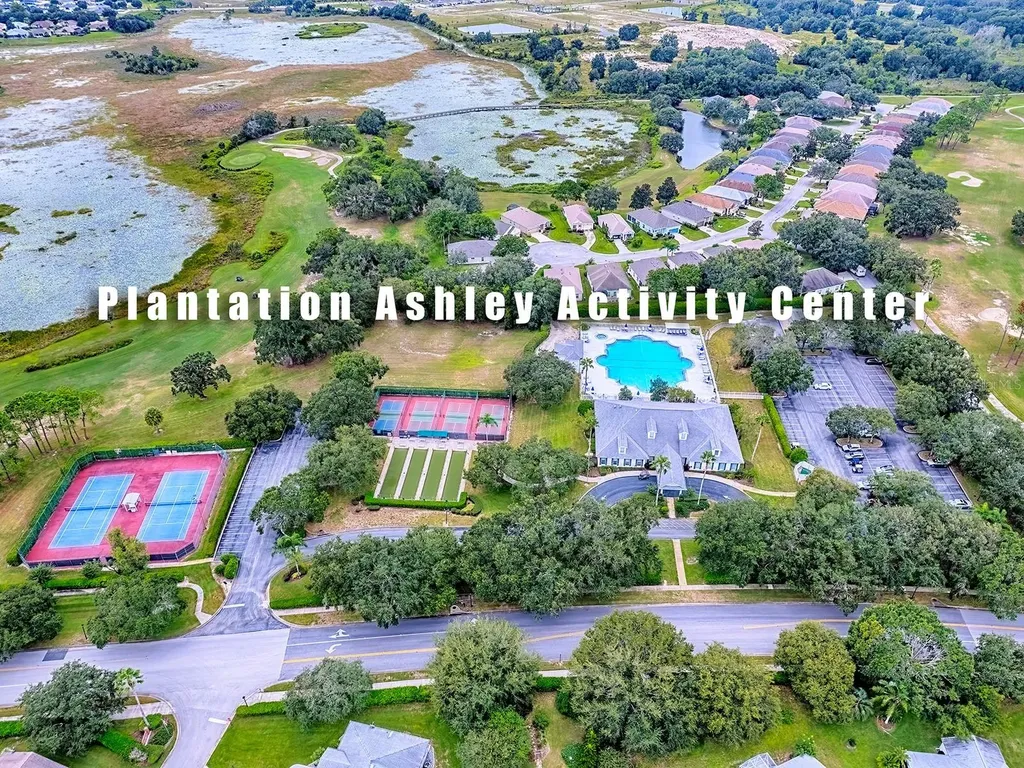 4949 Sawgrass Lake Circle Leesburg FL 34748
