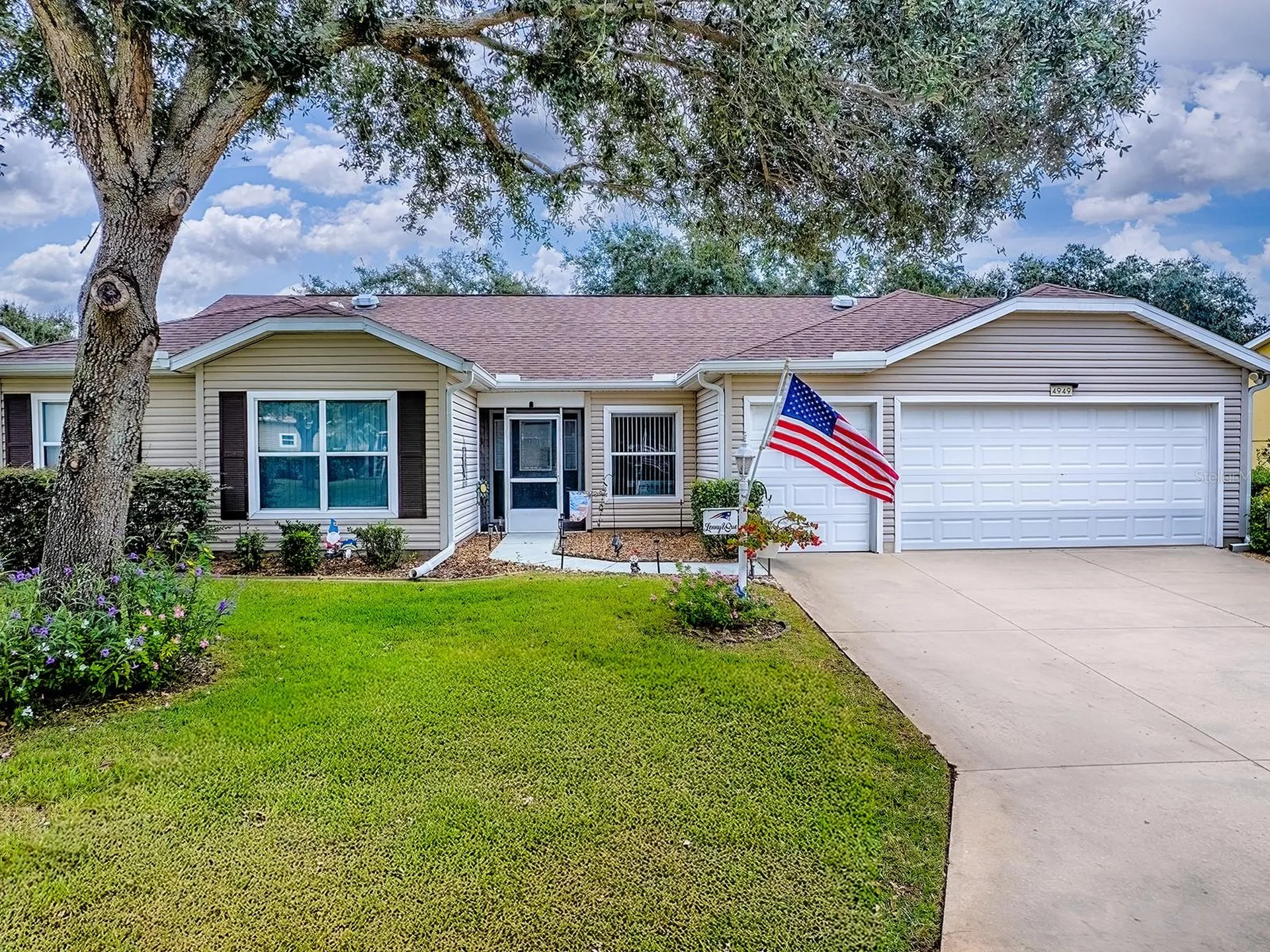 4949 Sawgrass Lake Circle Leesburg FL 34748