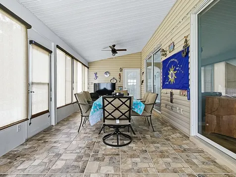 4949 Sawgrass Lake Circle Leesburg FL 34748