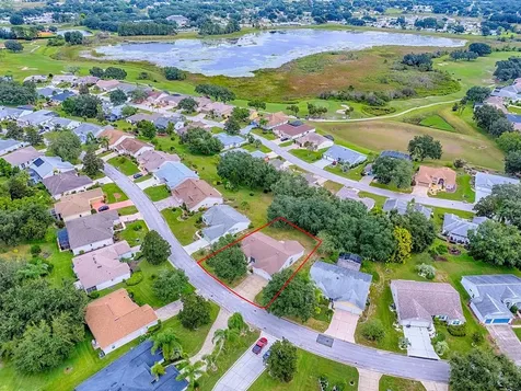 4949 Sawgrass Lake Circle Leesburg FL 34748