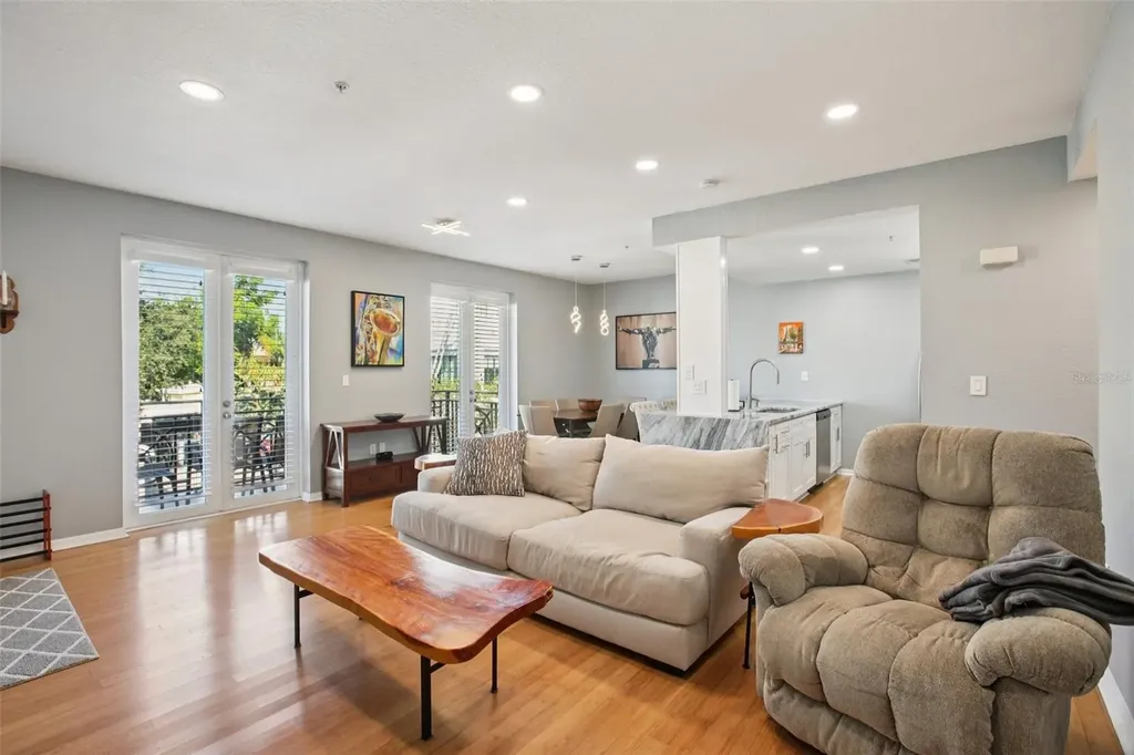 2002 E 5th Avenue Tampa FL 33605