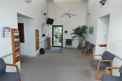 5621 Central Avenue St Petersburg FL 33710