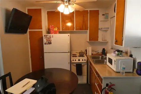 5621 Central Avenue St Petersburg FL 33710