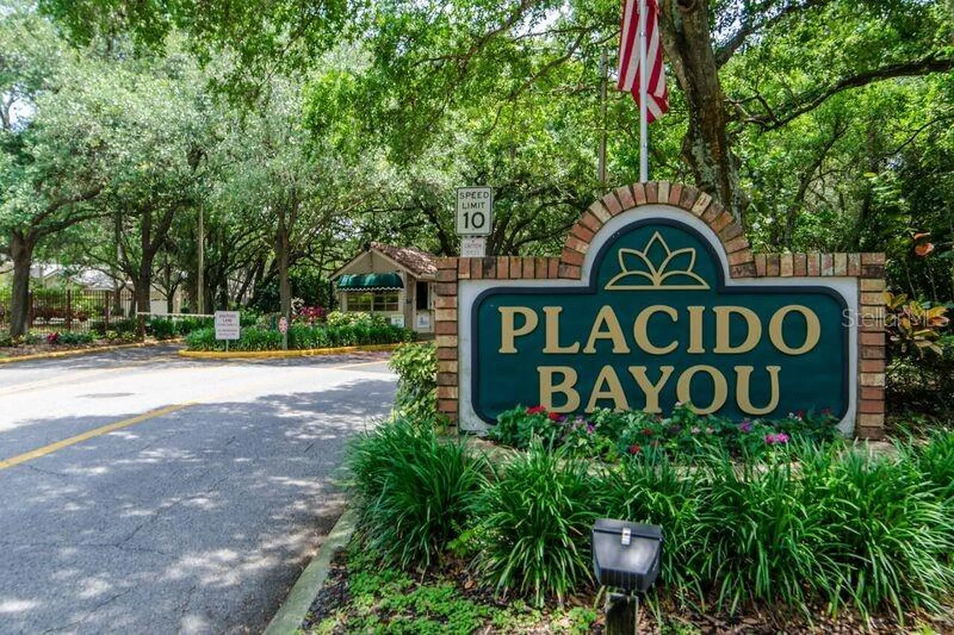 777 Cattail Court NE St Petersburg FL 33703