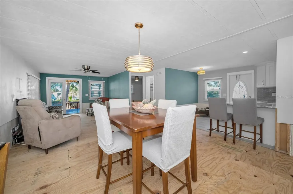 4288 86th Way N St Petersburg FL 33709
