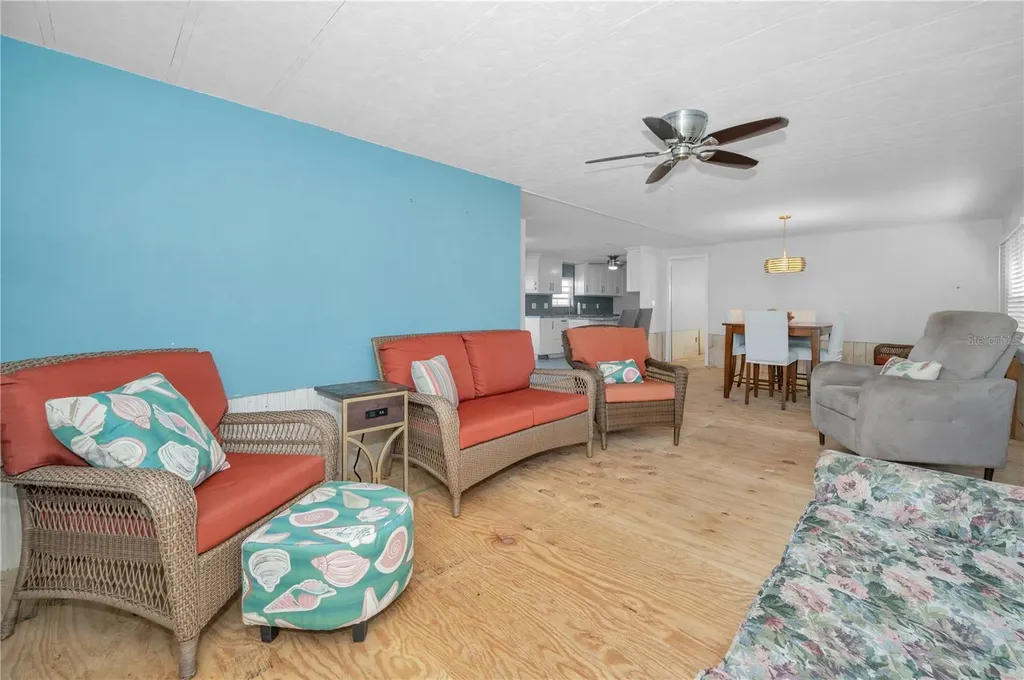 4288 86th Way N St Petersburg FL 33709