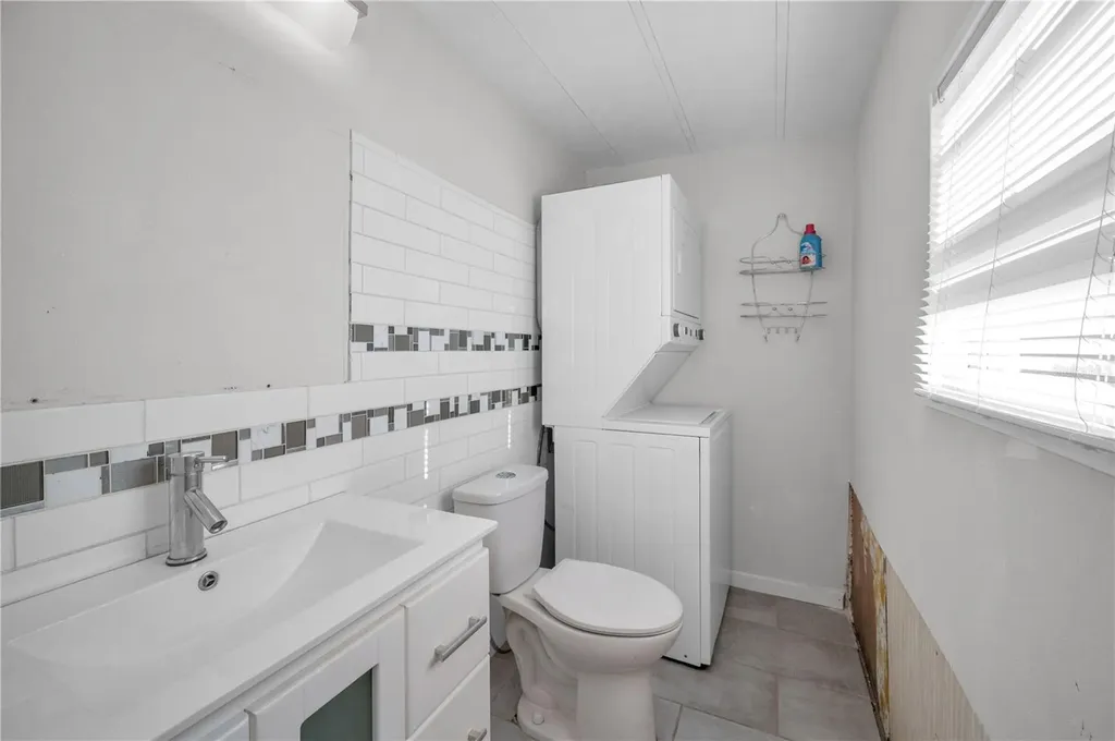 4288 86th Way N St Petersburg FL 33709