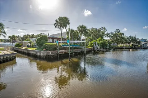 4288 86th Way N St Petersburg FL 33709