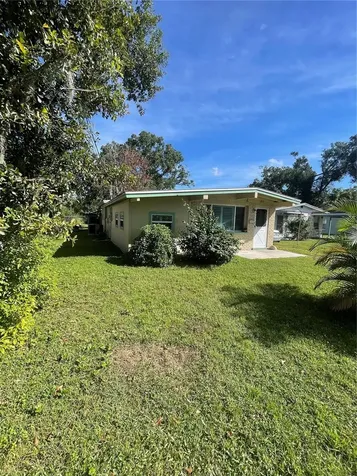 810 W Ball Street Plant City FL 33563