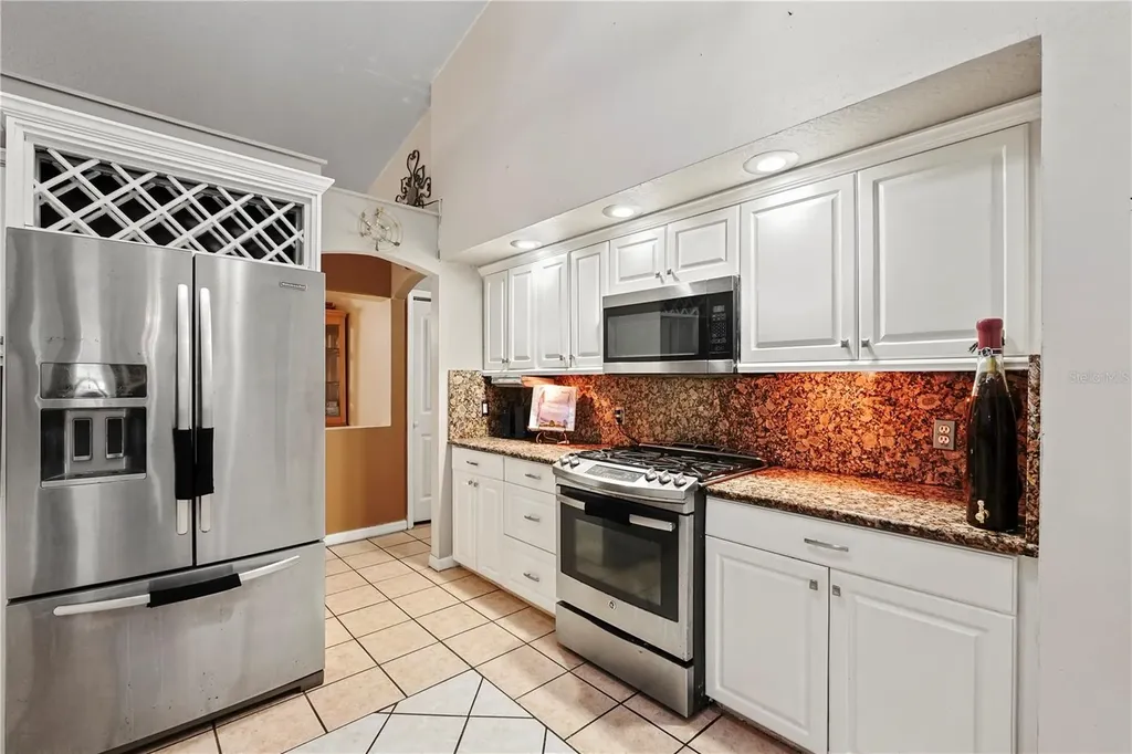 918 San Paulo Way Kissimmee FL 34758