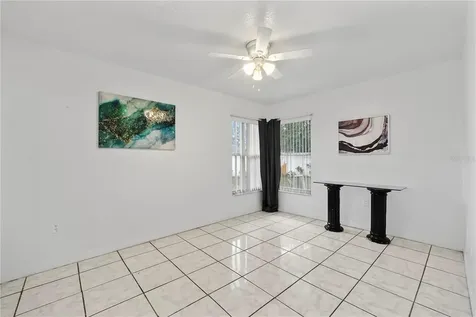 918 San Paulo Way Kissimmee FL 34758