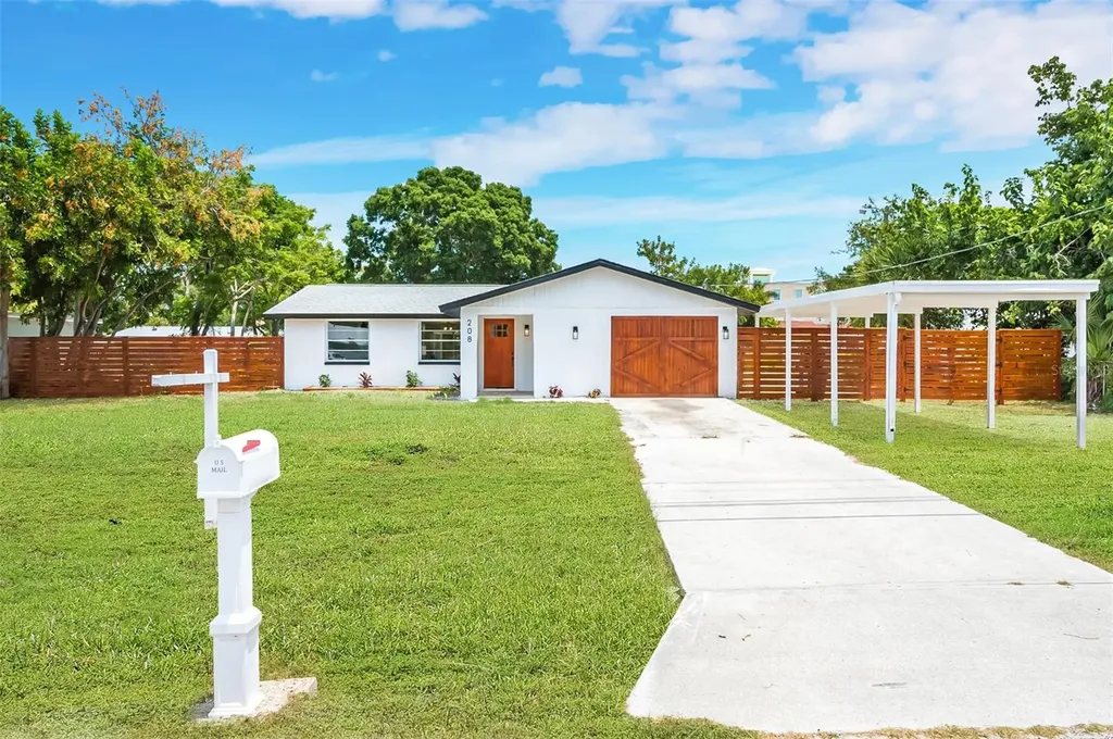208 Palmetto Road W Nokomis FL 34275