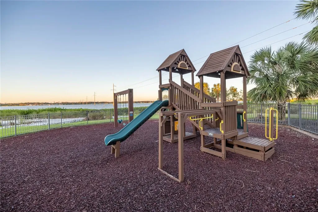 1030 Tidewater Shores Loop Bradenton FL 34208