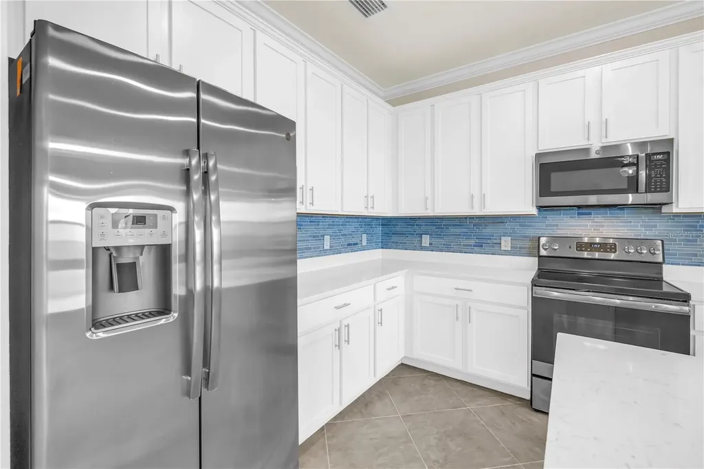 1030 Tidewater Shores Loop Bradenton FL 34208