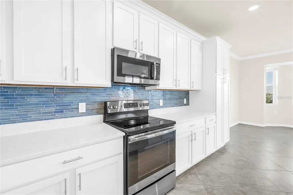 1030 Tidewater Shores Loop Bradenton FL 34208
