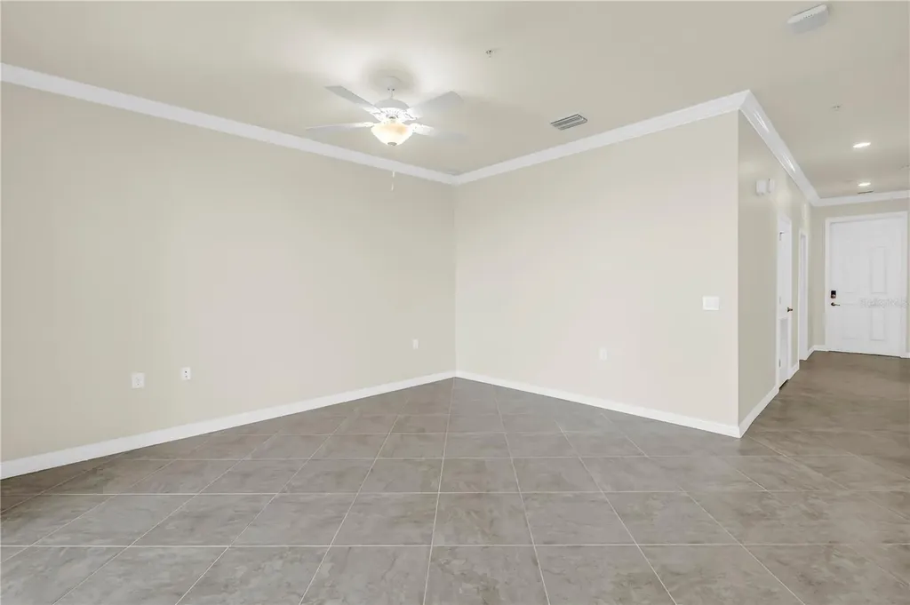 1030 Tidewater Shores Loop Bradenton FL 34208