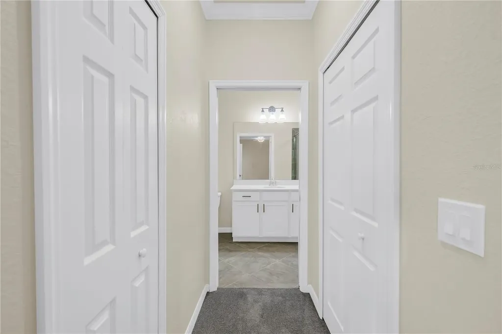 1030 Tidewater Shores Loop Bradenton FL 34208