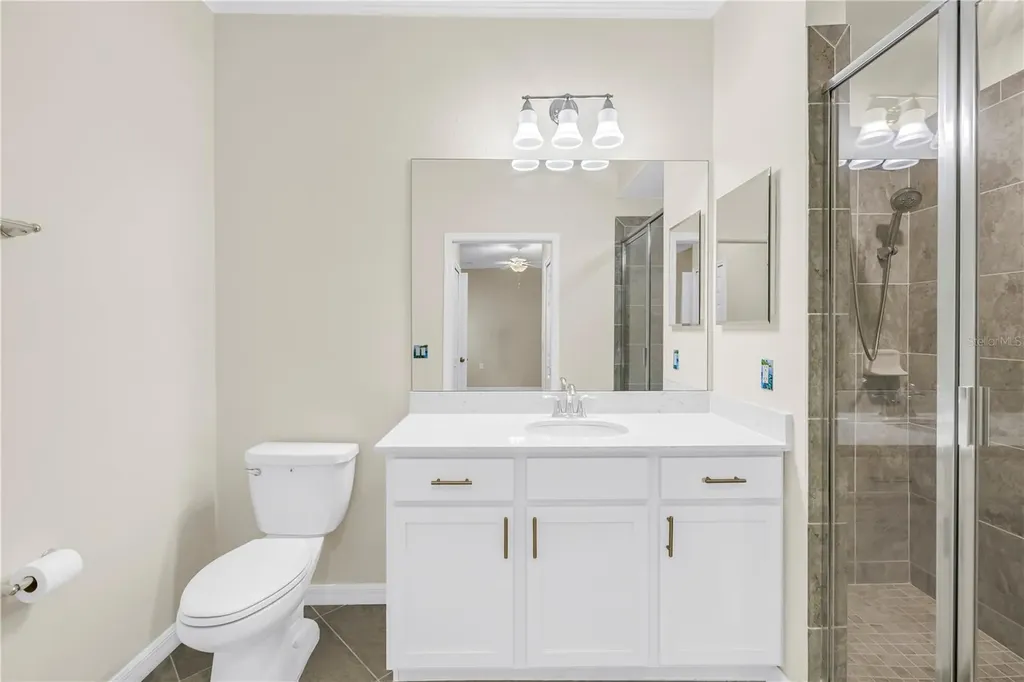 1030 Tidewater Shores Loop Bradenton FL 34208