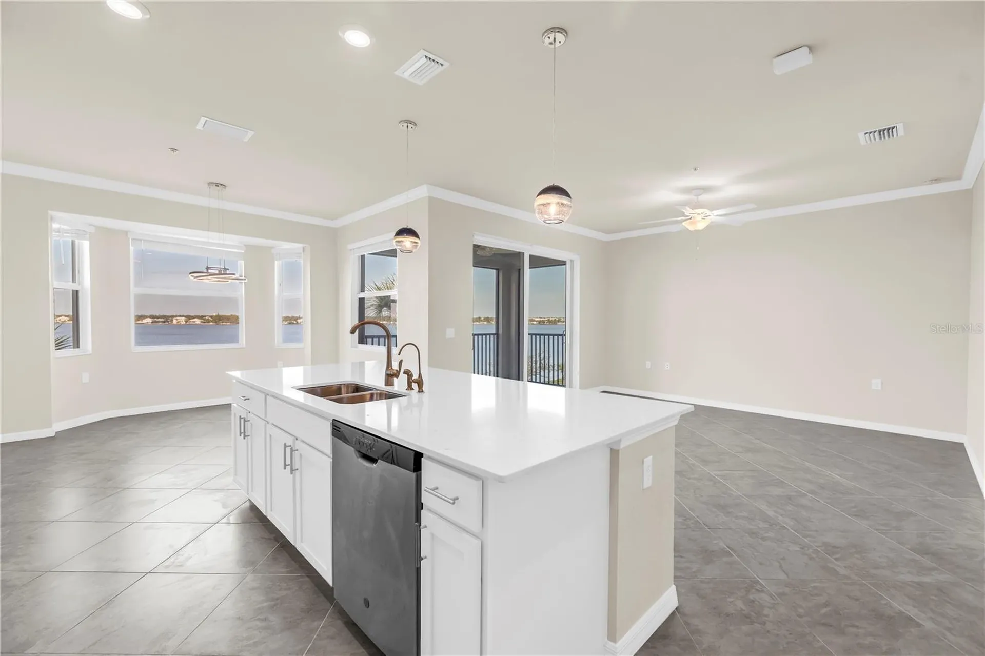1030 Tidewater Shores Loop Bradenton FL 34208