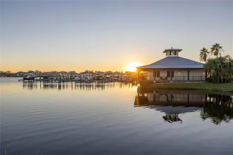1030 Tidewater Shores Loop Bradenton FL 34208