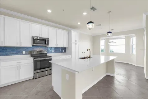 1030 Tidewater Shores Loop Bradenton FL 34208