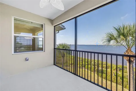 1030 Tidewater Shores Loop Bradenton FL 34208
