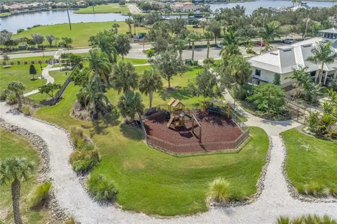 1030 Tidewater Shores Loop Bradenton FL 34208
