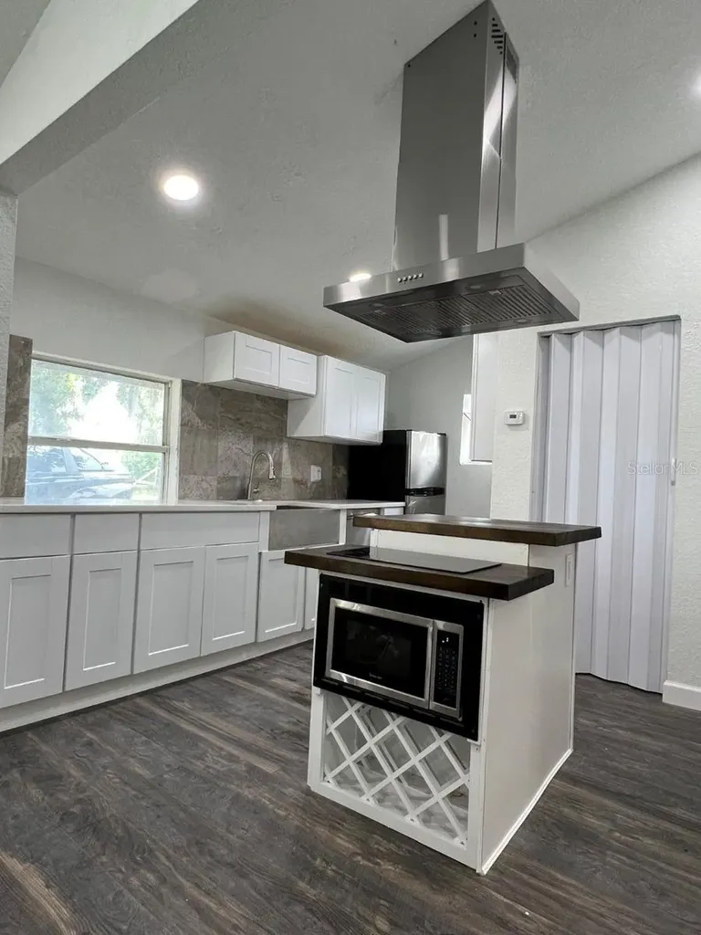1526 Lakewood Road Davenport FL 33837