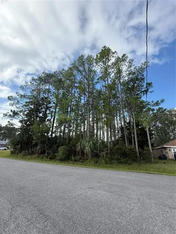 19 Lindberg Lane Palm Coast FL 32137
