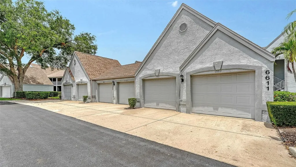 6611 Stone River Road Bradenton FL 34203