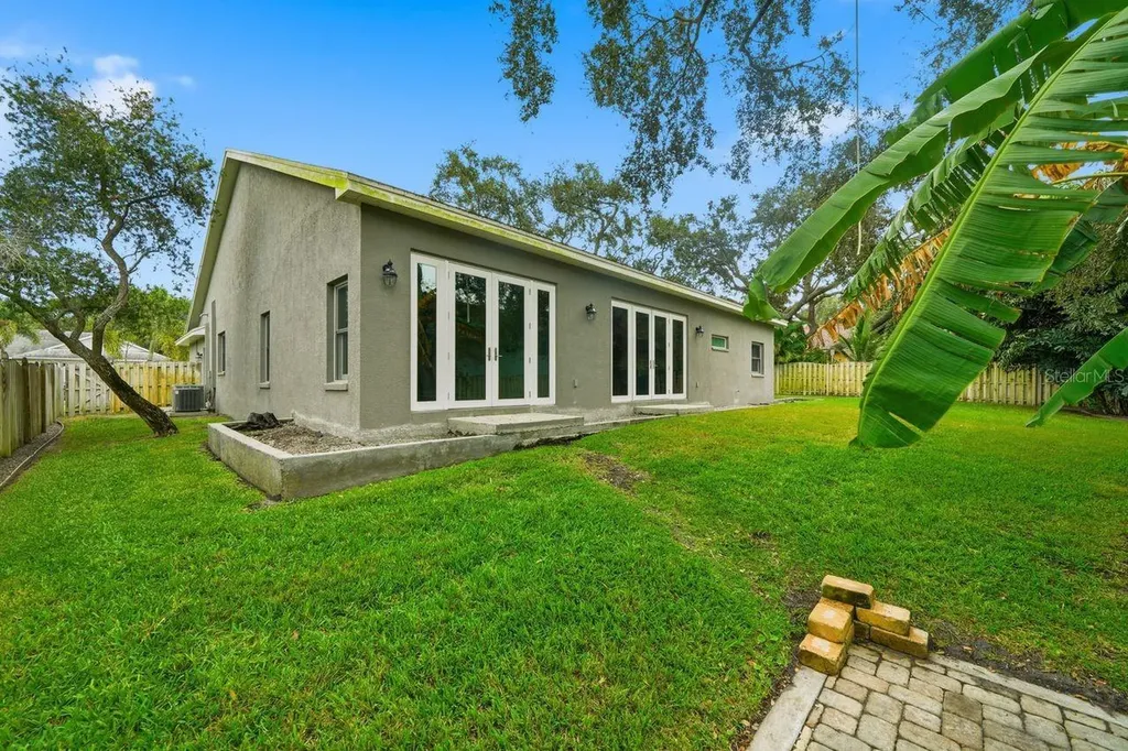 700 Westfield Court Dunedin FL 34698