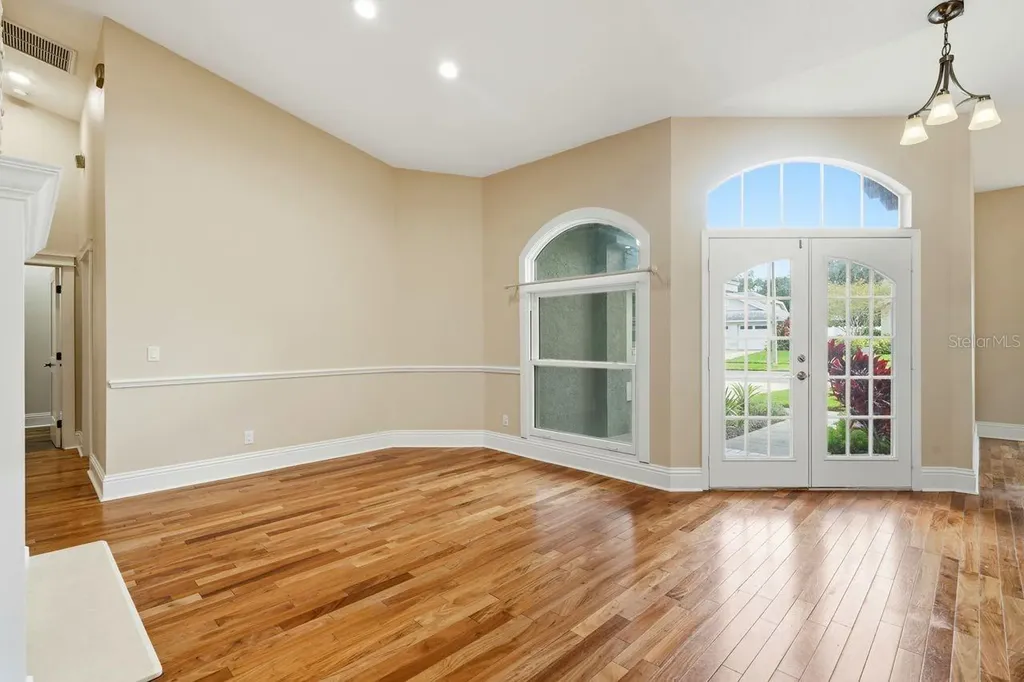 700 Westfield Court Dunedin FL 34698