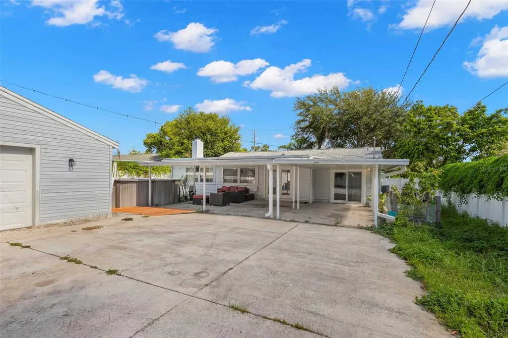 1654 50th Avenue N St Petersburg FL 33714