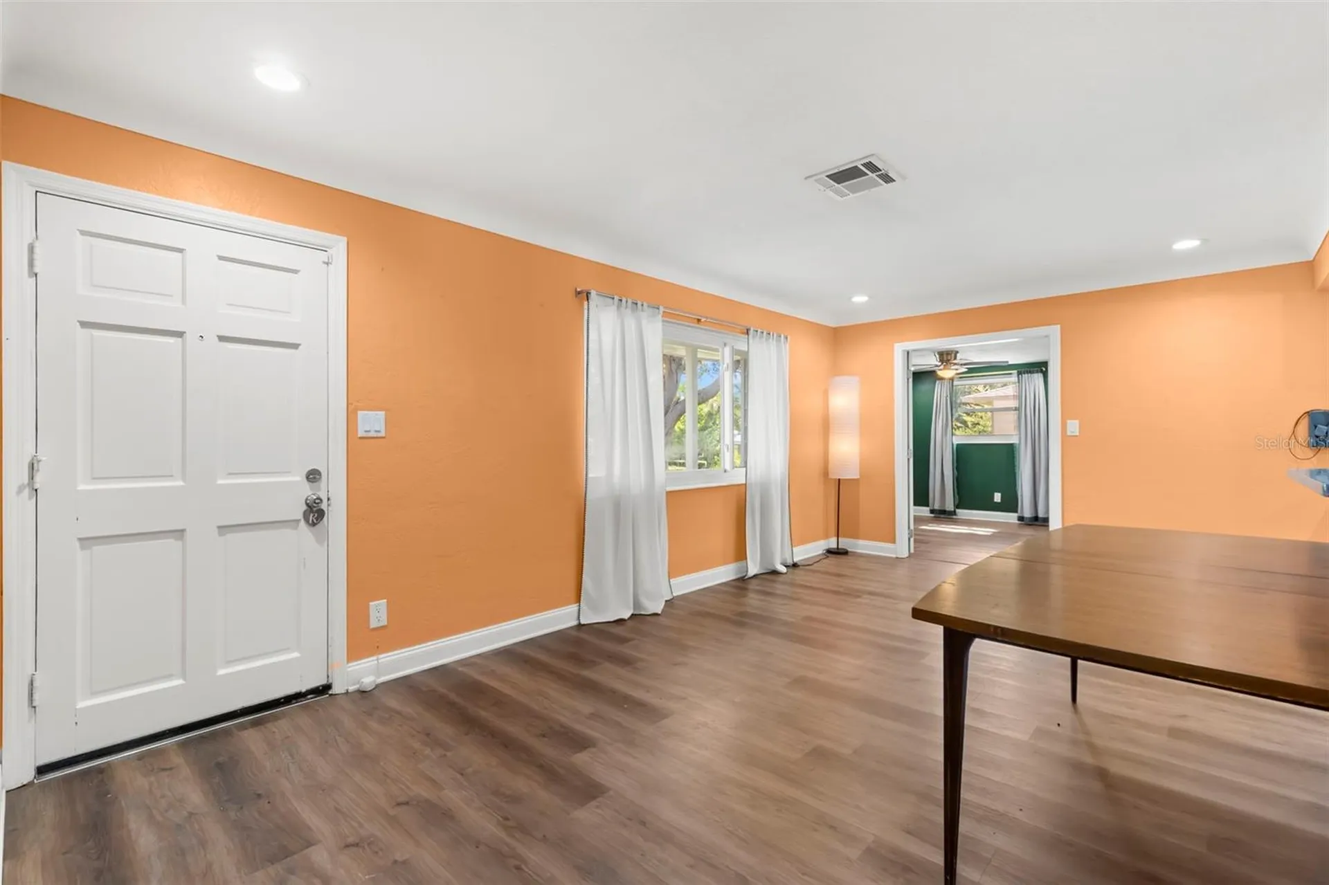 1654 50th Avenue N St Petersburg FL 33714