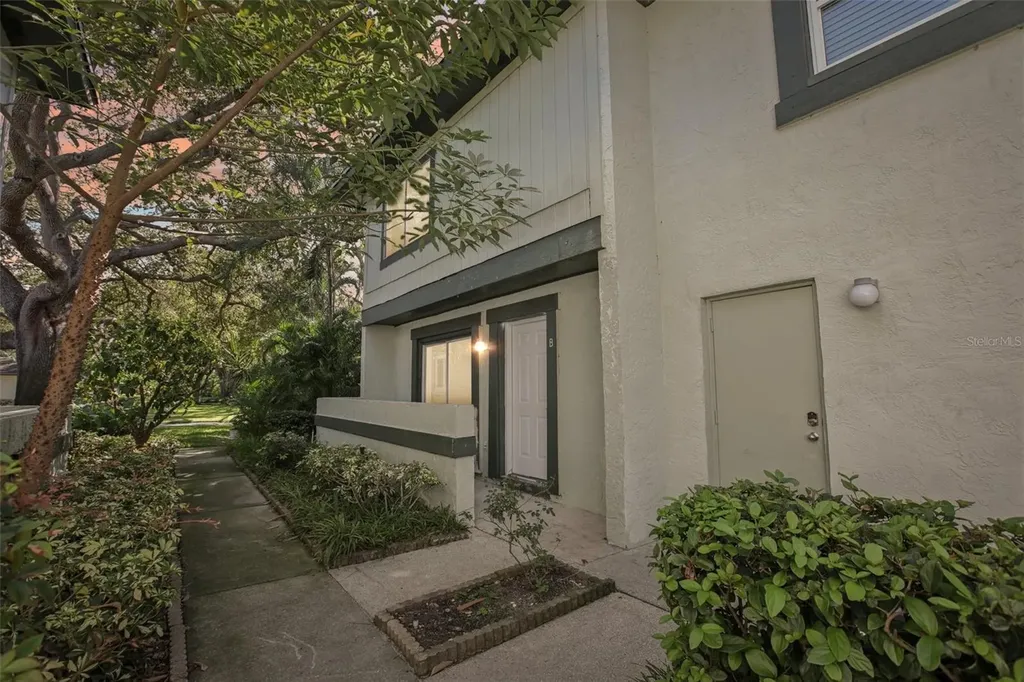 2906 Lichen Lane Clearwater FL 33760