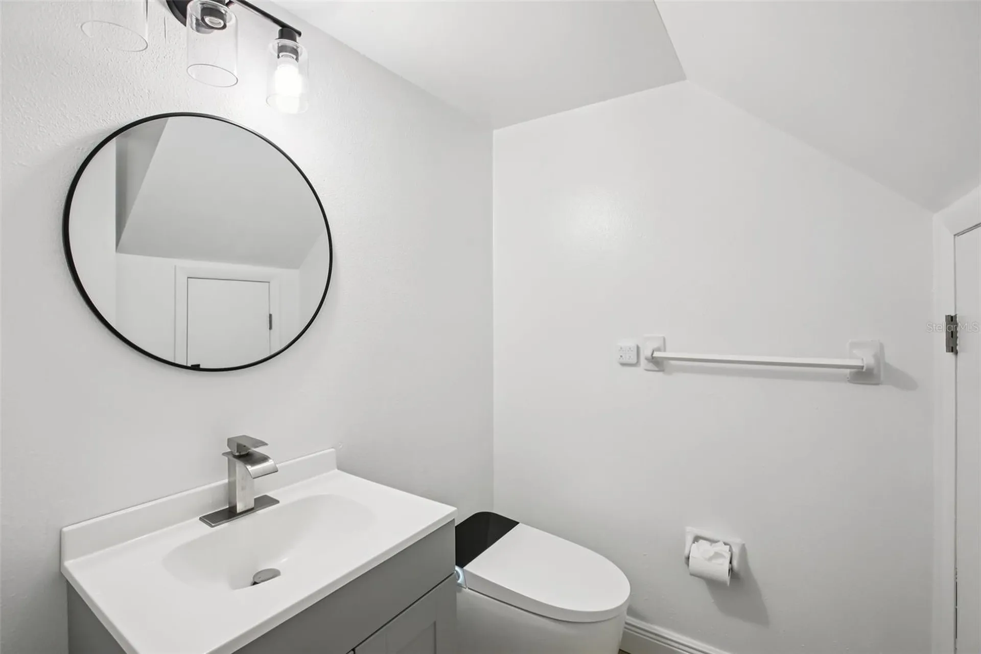 2906 Lichen Lane Clearwater FL 33760