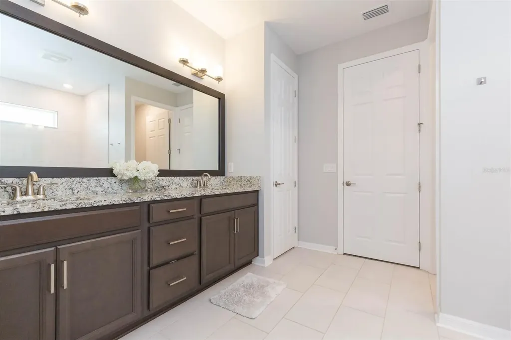 3699 Front Park Drive Wesley Chapel FL 33543