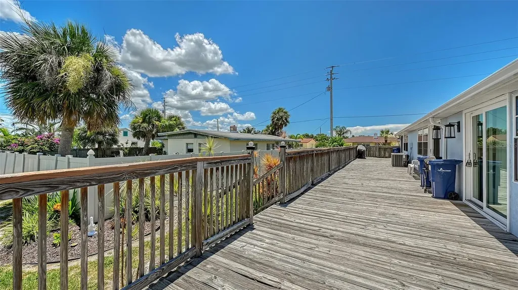 100 Bayshore Road Nokomis FL 34275