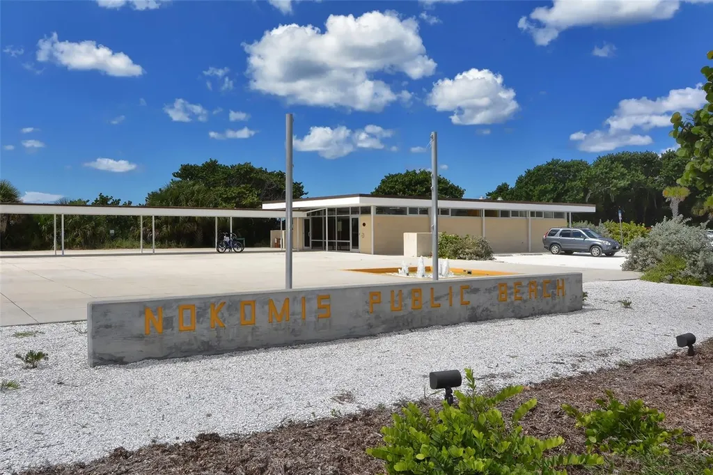 100 Bayshore Road Nokomis FL 34275