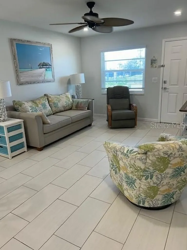 100 Bayshore Road Nokomis FL 34275