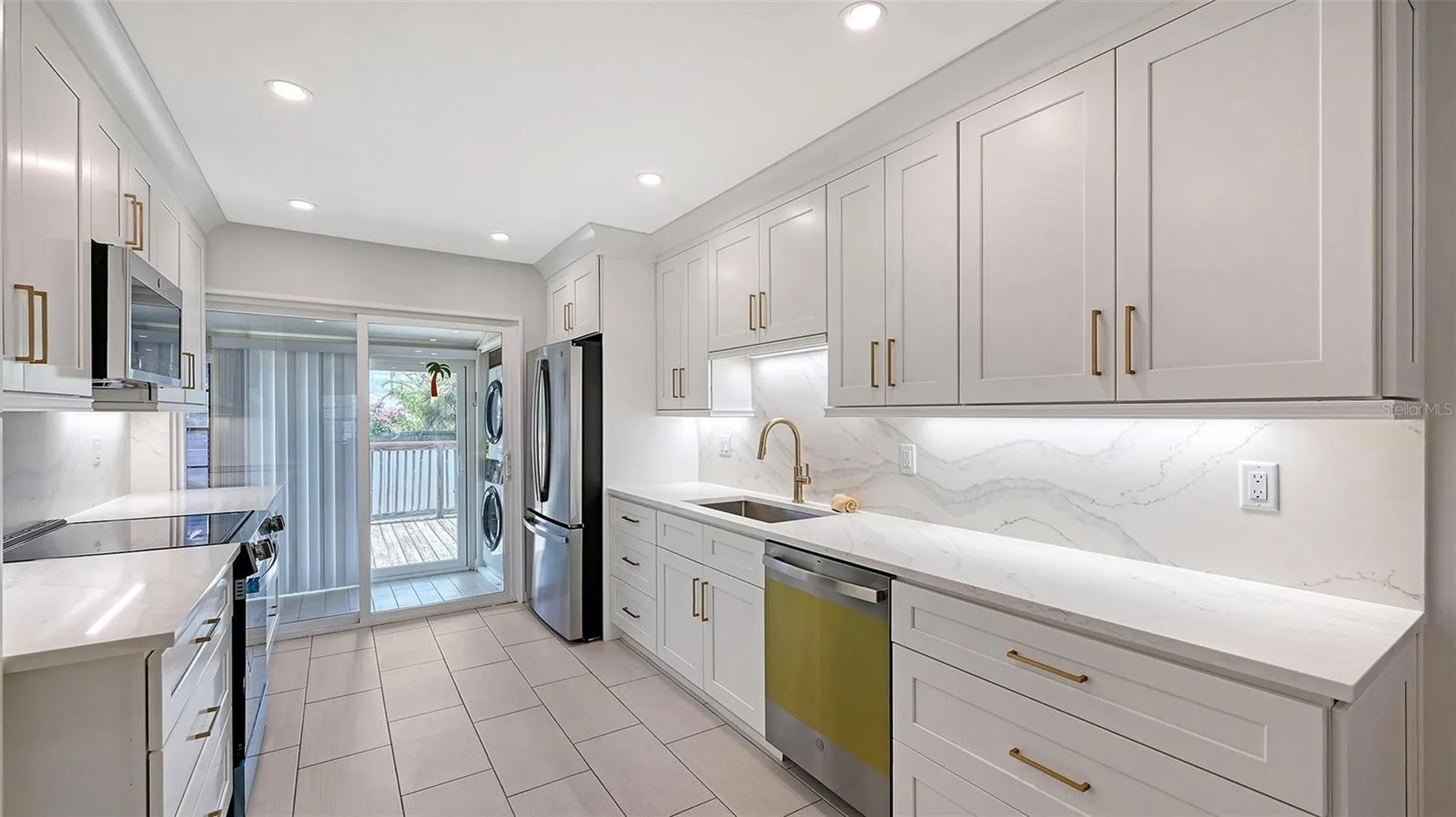 100 Bayshore Road Nokomis FL 34275