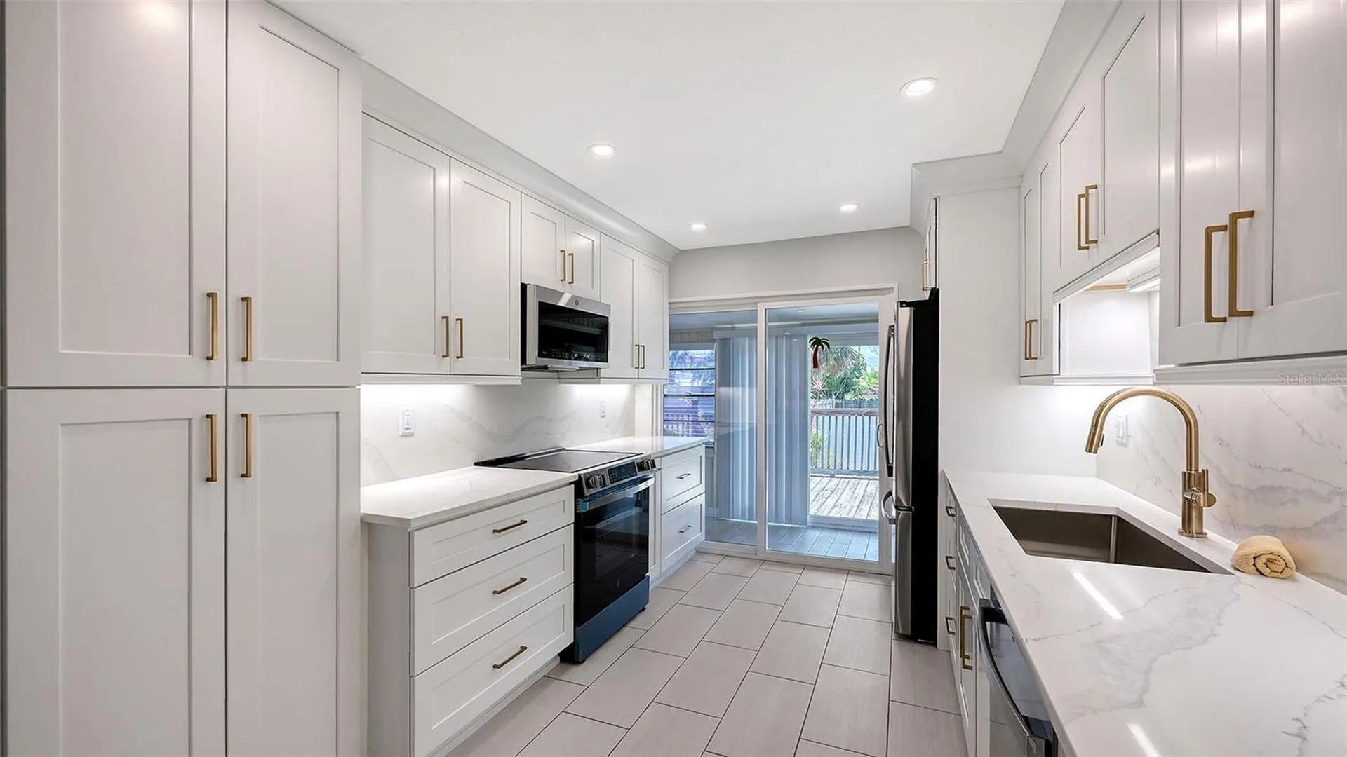 100 Bayshore Road Nokomis FL 34275