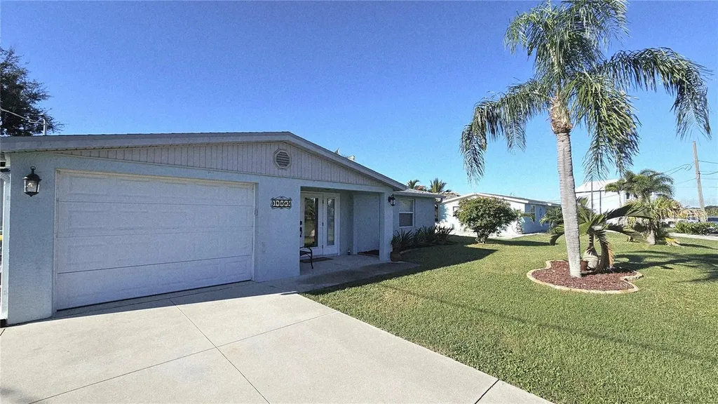 1153 Clark Street Englewood FL 34224