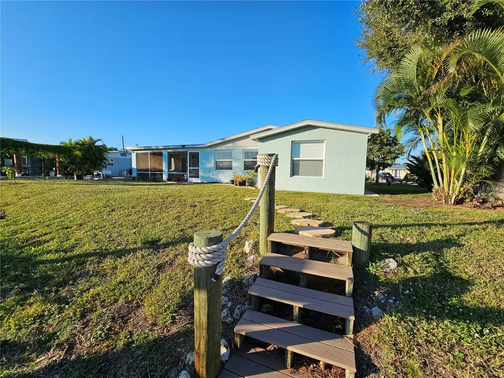 1153 Clark Street Englewood FL 34224