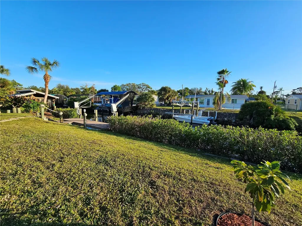 1153 Clark Street Englewood FL 34224