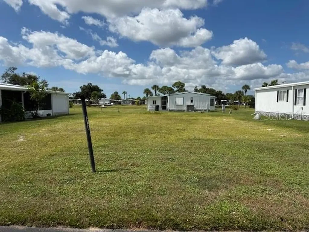 236 La Rosas North Port FL 34287