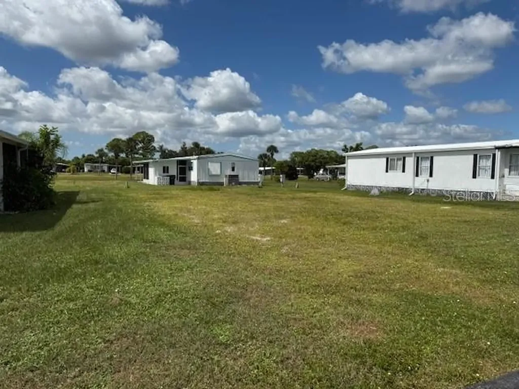 236 La Rosas North Port FL 34287